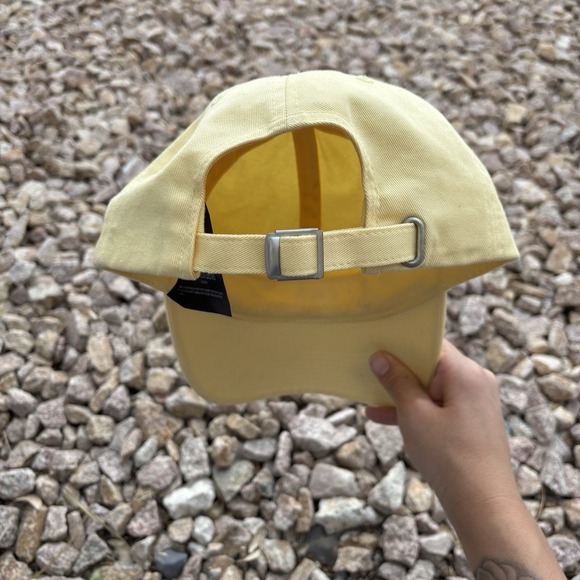 Volcom Yellow Hat - Picture 2 of 3